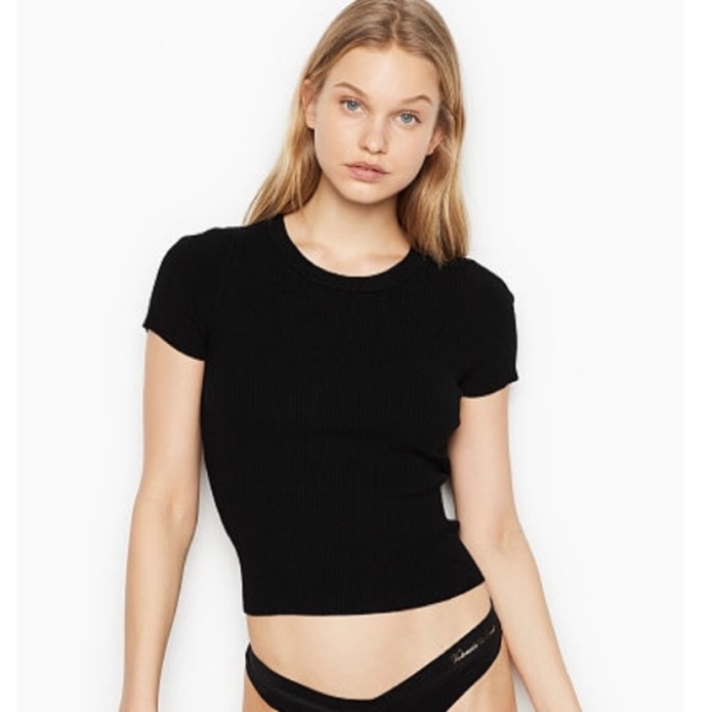 Crewneck Sweater T-shirt